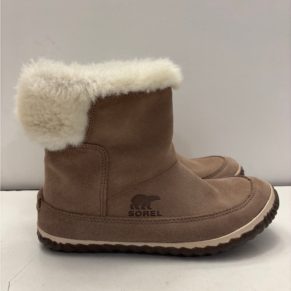 Sorel Women's Out ‘N About Suede Casual Bootie Water Resistant Size 6.5